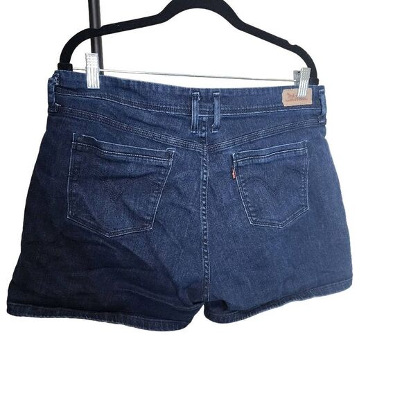 Levi's Blue Jean Shorts (14) - Picture 2 of 3